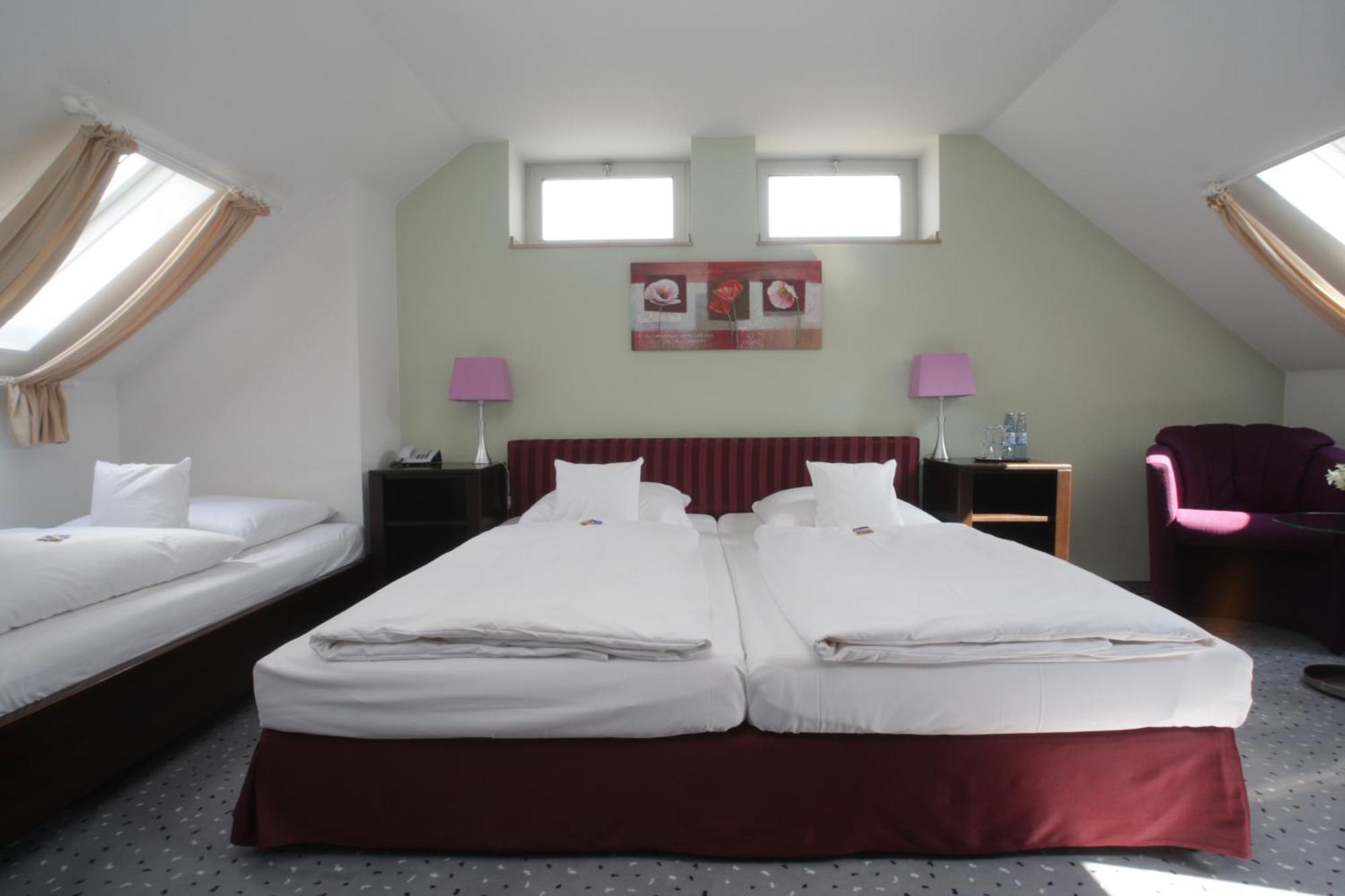 Hotel Unterfeldhaus Erkrath Ngoại thất bức ảnh